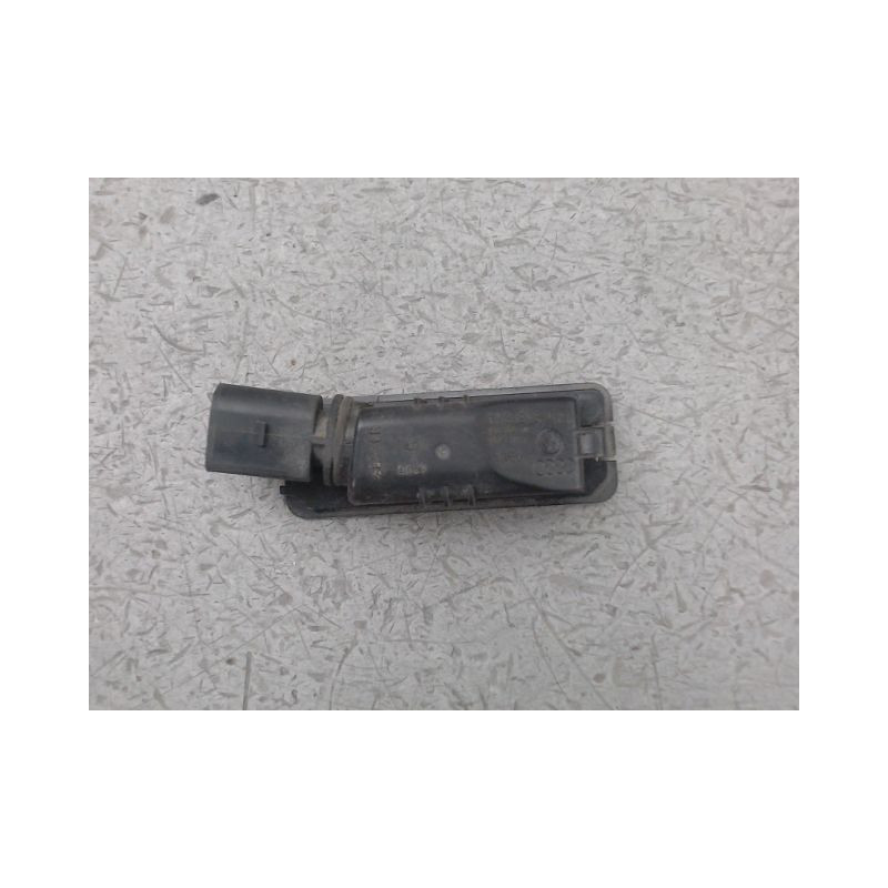 ECLAIREUR PLAQUE DE POLICE DROIT VOLKSWAGEN POLO