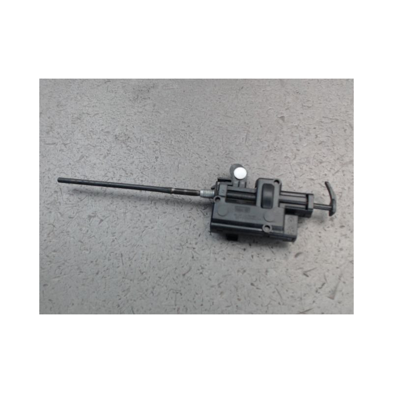 ACTIONNEUR TRAPPE CARBURANT RENAULT CLIO