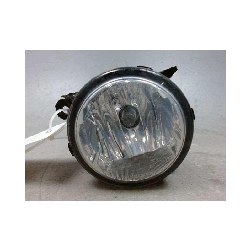 PHARE ANTIBROUILLARD AVANT DROIT FIAT PUNTO
