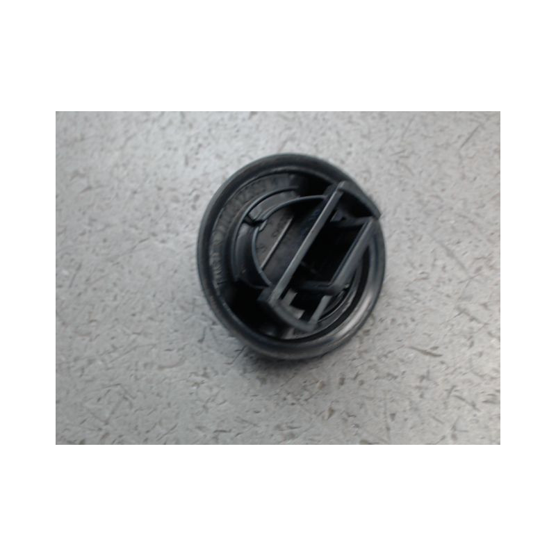 BOUCHON RESERVOIR A CARBURANT RENAULT CLIO