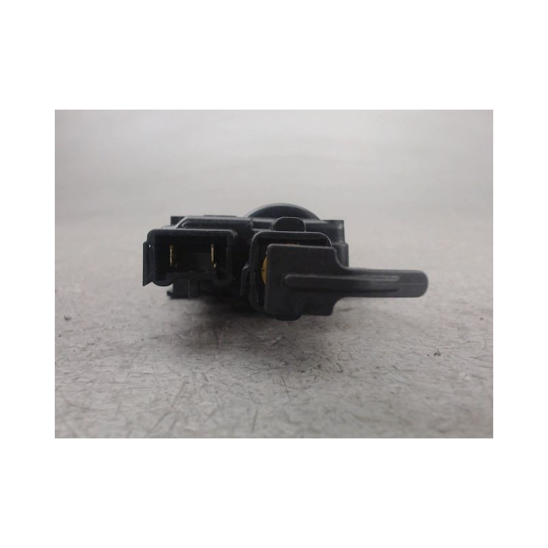 ACTIONNEUR TRAPPE CARBURANT RENAULT CLIO