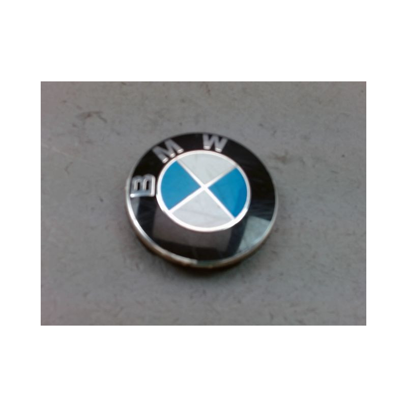 ENJOLIVEUR DE ROUE BMW SERIE 1