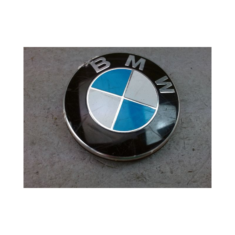 ENJOLIVEUR DE ROUE BMW SERIE 1