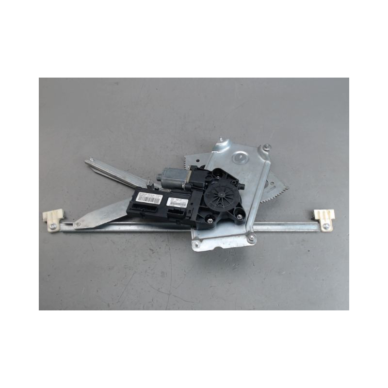 MECANISME LEVE-GLACE AVANT GAUCHE RENAULT MEGANE