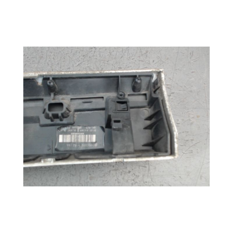 PROTECTION PORTE AVANT DROIT RENAULT MEGANE
