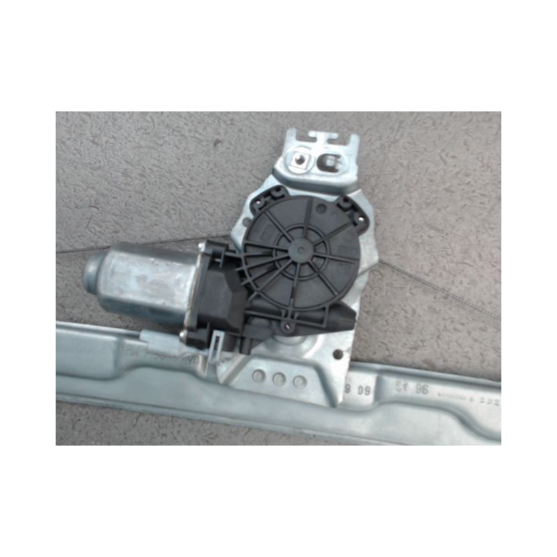 MECANISME LEVE-GLACE AVANT DROIT PEUGEOT 207
