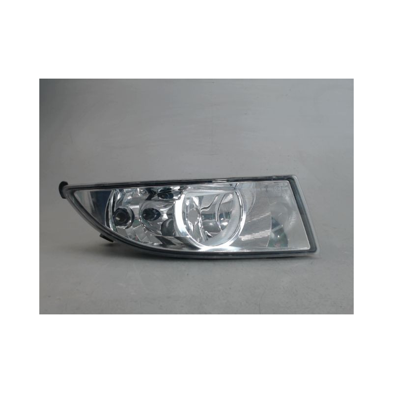 PHARE ANTIBROUILLARD AVANT DROIT SKODA FABIA