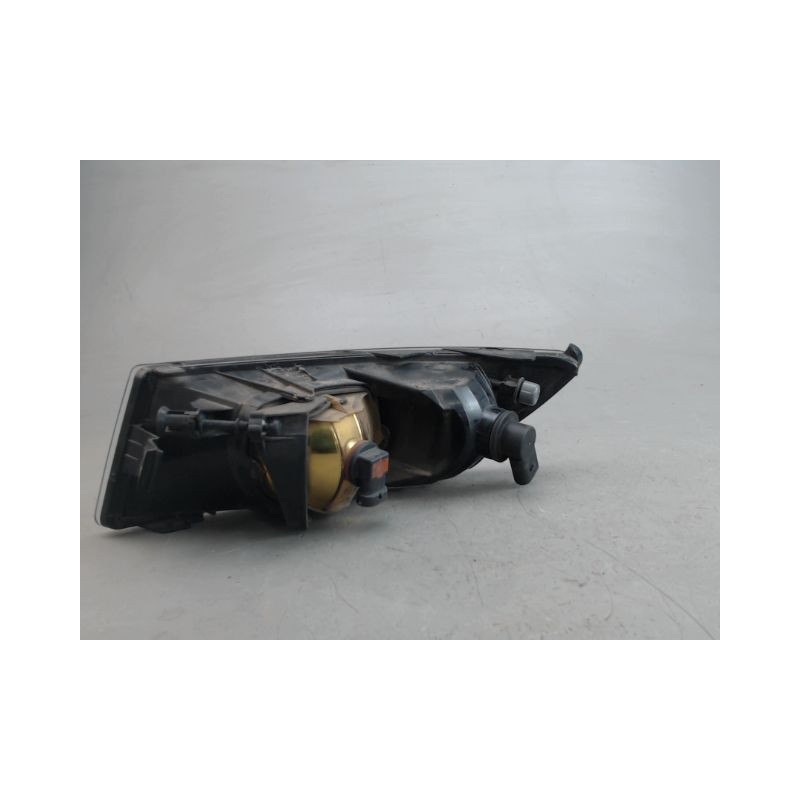 PHARE ANTIBROUILLARD AVANT DROIT SKODA FABIA