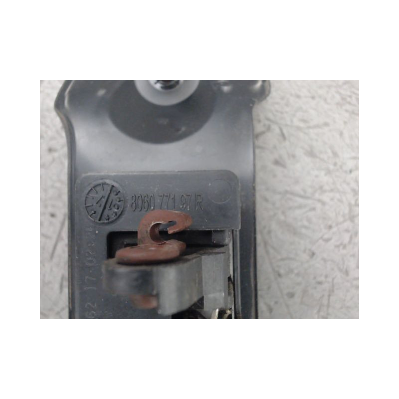 POIGNEE EXTERIEURE PORTE COULISSANTE GAUCHE DACIA DOKKER