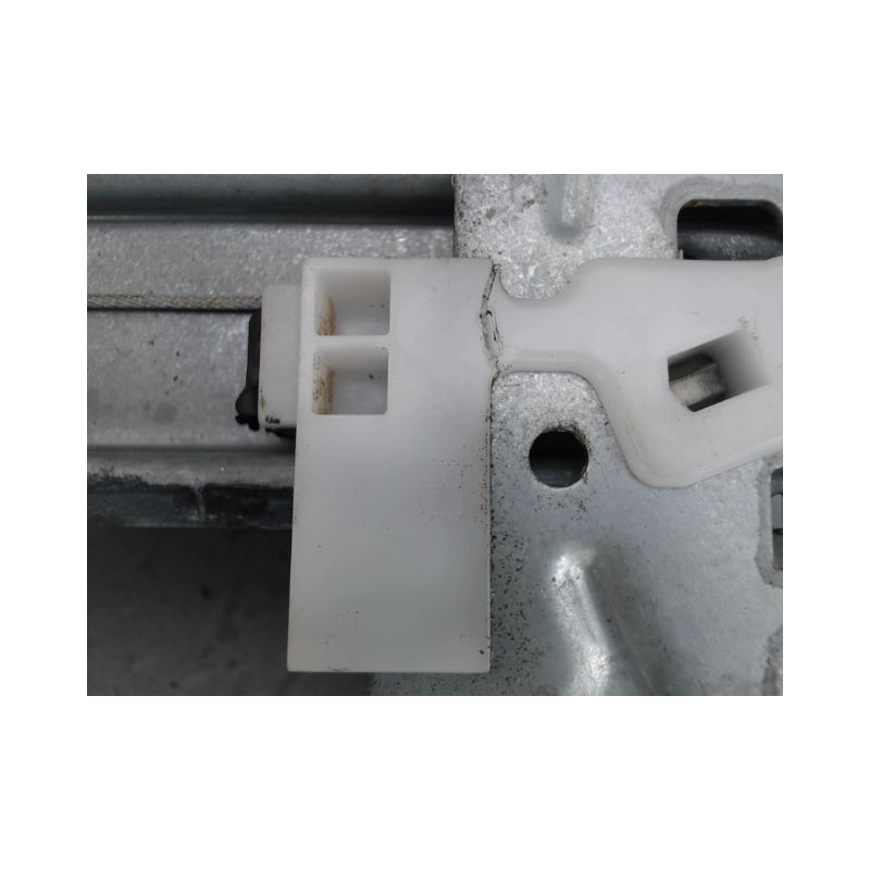 MECANISME LEVE-GLACE AVANT GAUCHE CITROEN C1