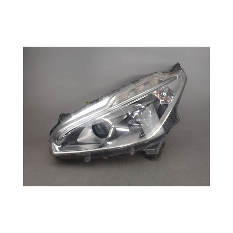 PHARE GAUCHE PEUGEOT 208