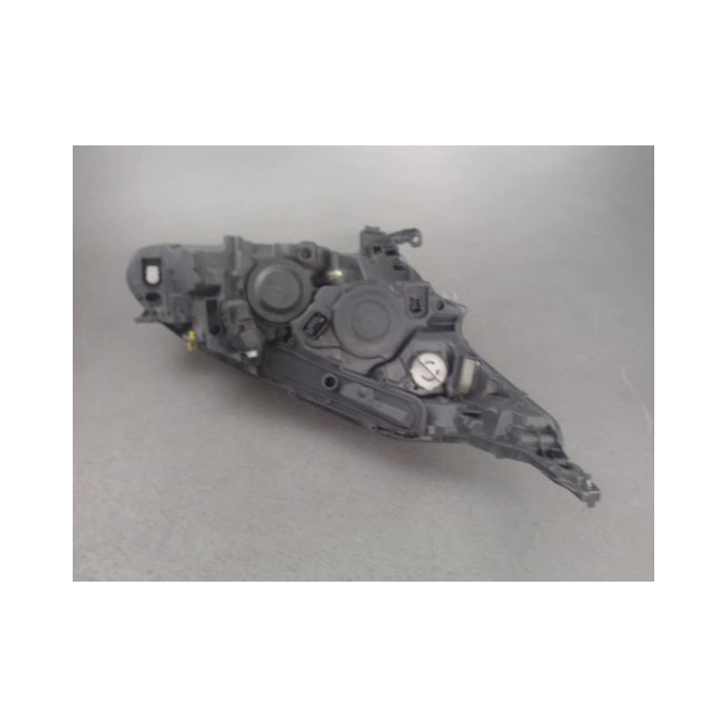 PHARE GAUCHE PEUGEOT 208