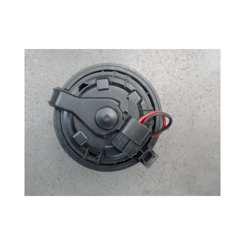 MOTEUR VENTILATEUR CHAUFFAGE PEUGEOT 208