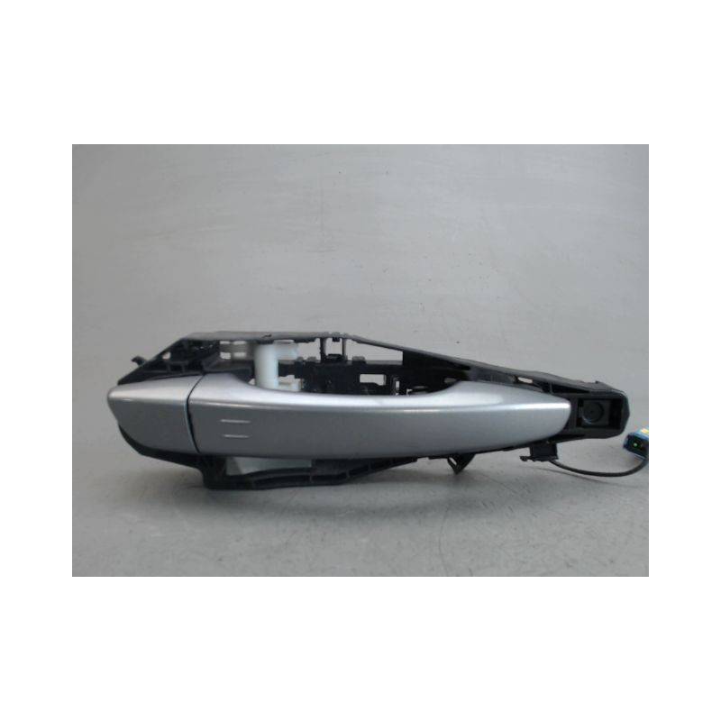 POIGNEE EXTERIEURE PORTE AVANT DROIT PEUGEOT 3008