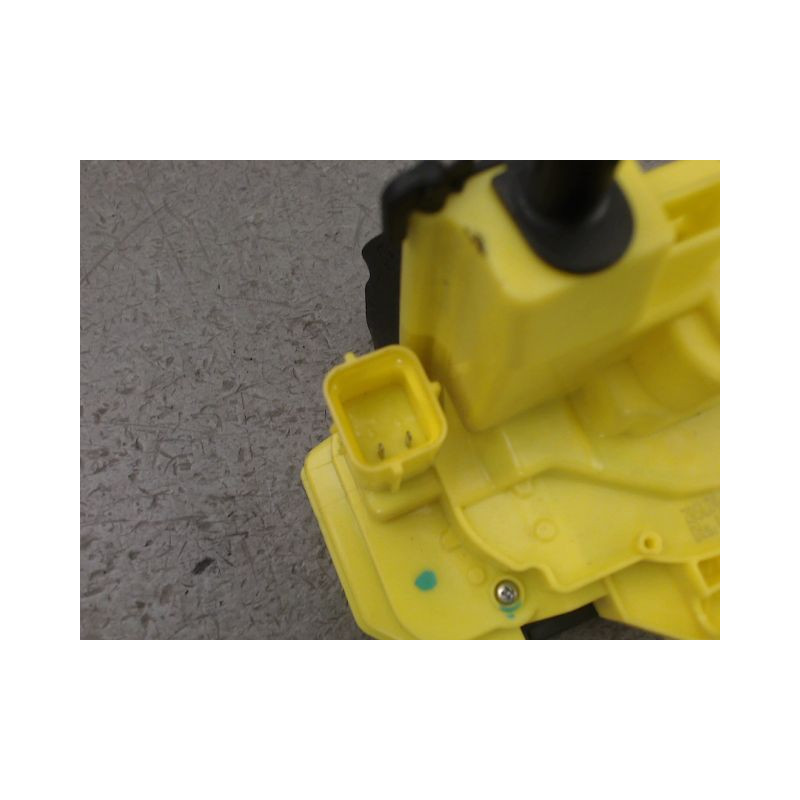 SERRURE PORTE COULISSANTE DROIT PEUGEOT BIPPER