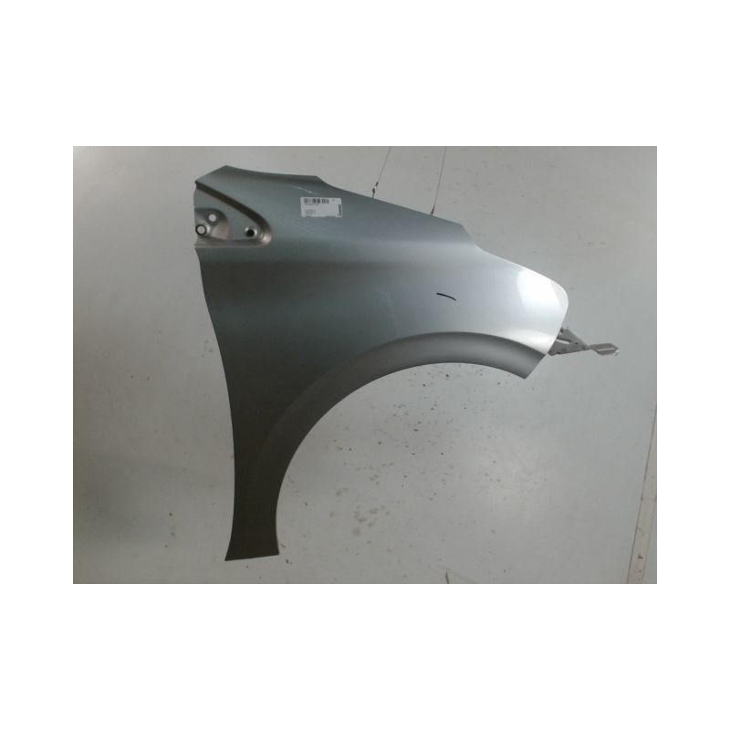 AILE AVANT DROIT PEUGEOT 208