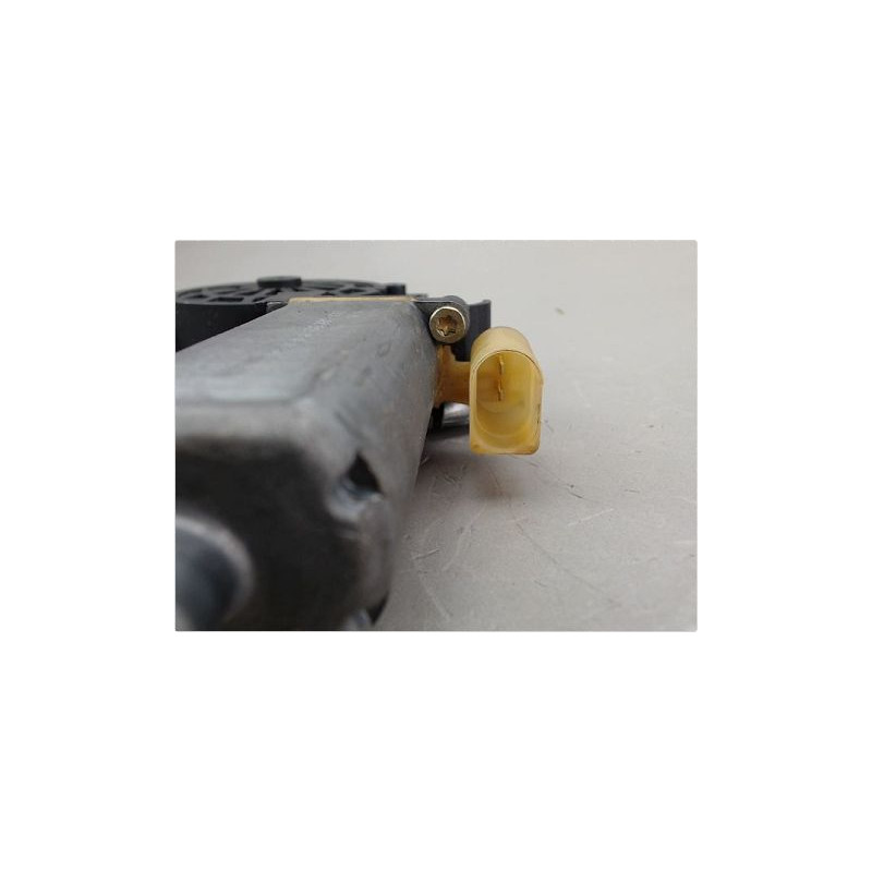 MECANISME LEVE-GLACE AVANT DROIT TOYOTA YARIS