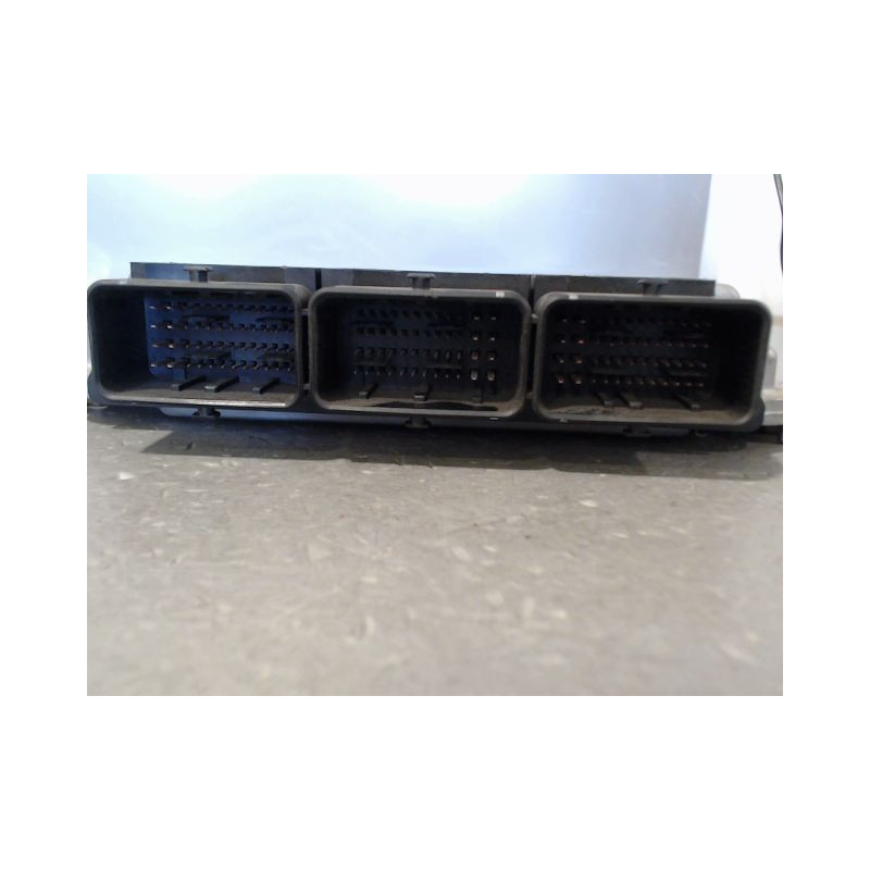 CALCULATEUR MOTEUR PEUGEOT 407