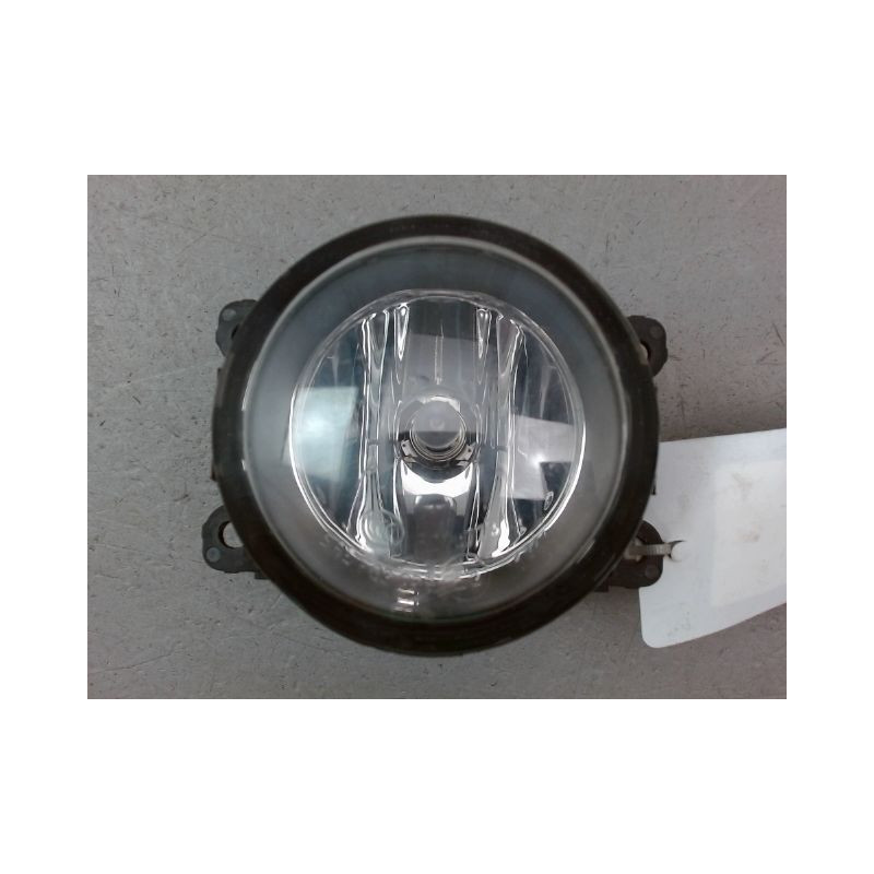 PHARE ANTIBROUILLARD AVANT DROIT SUZUKI VITARA