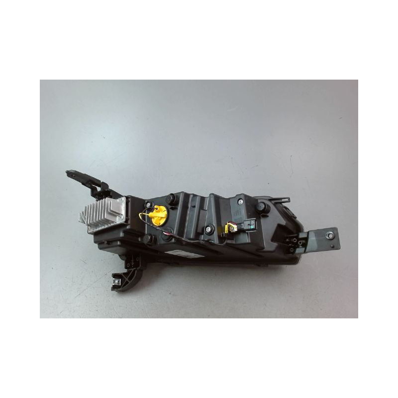 PHARE GAUCHE DACIA SPRING