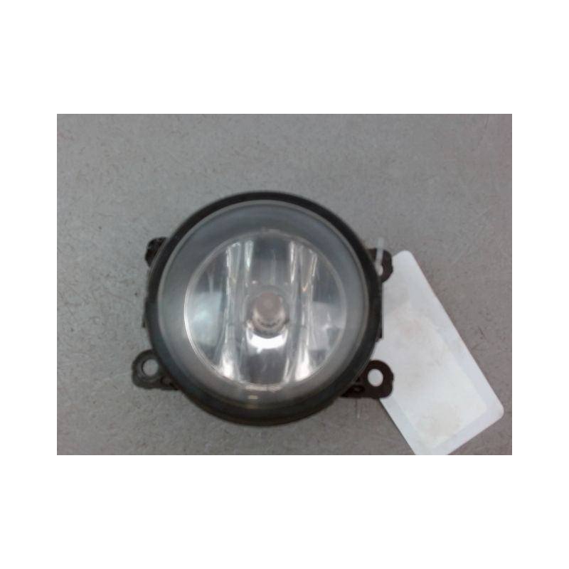 PHARE ANTIBROUILLARD AVANT DROIT SUZUKI SWIFT III 2005-2011