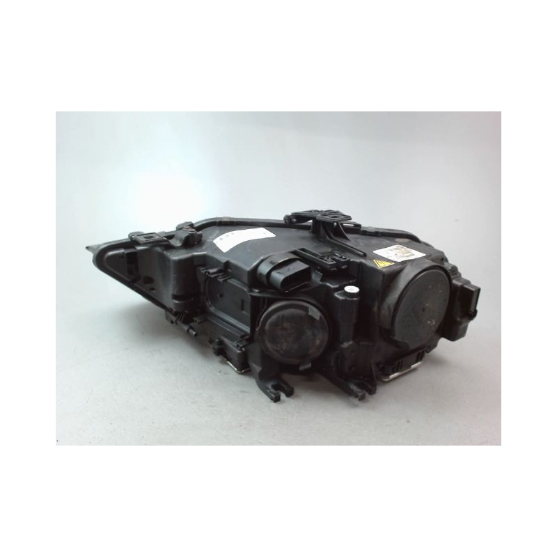 PHARE DROIT AUDI A4 2008-