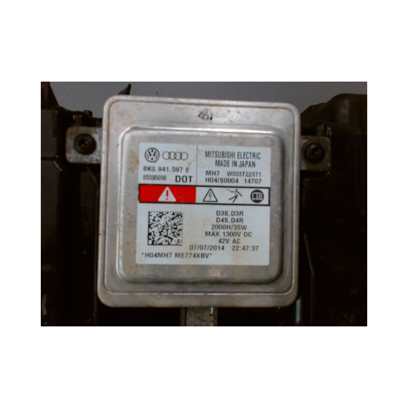 PHARE DROIT AUDI A4 2008-