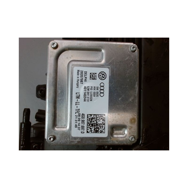 PHARE DROIT AUDI A4 2008-