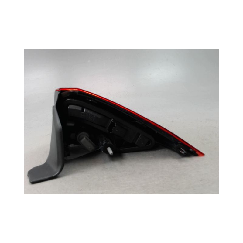 FEU ARRIERE GAUCHE  RENAULT LAGUNA III Phase 2 2010-2013