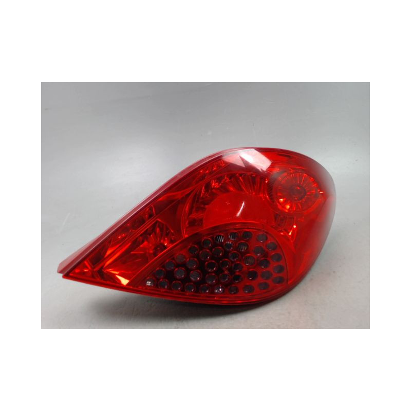 FEU ARRIERE DROIT PEUGEOT 207 2006-2013