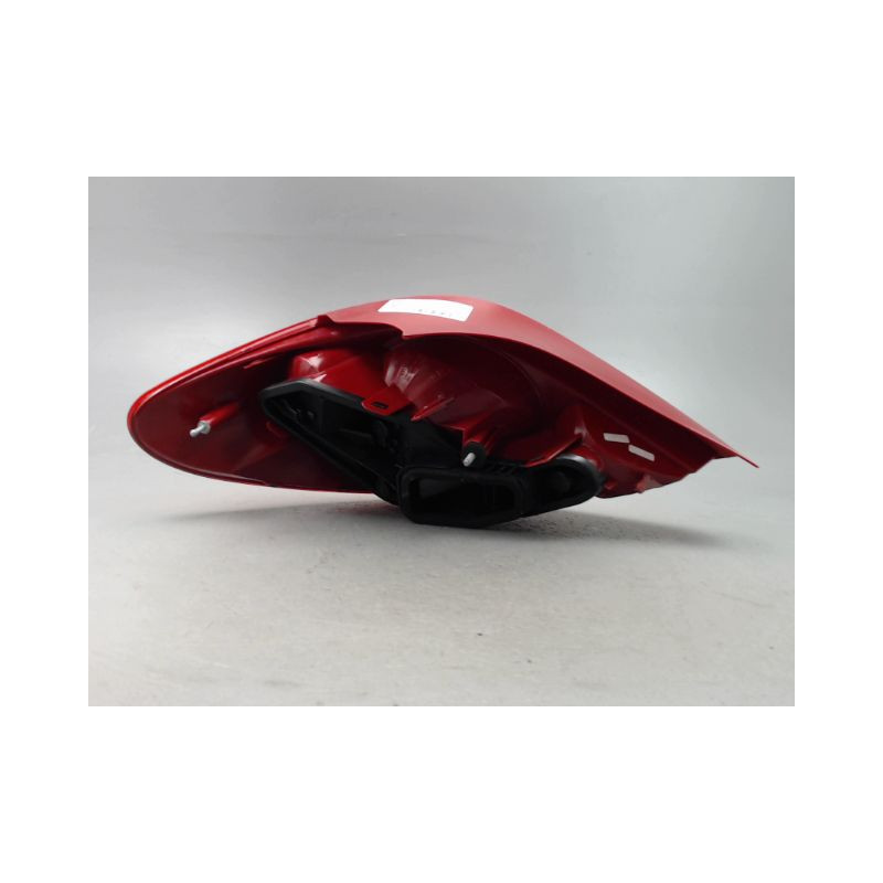 FEU ARRIERE DROIT PEUGEOT 207 2006-2013