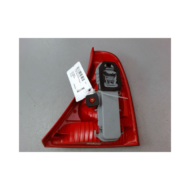 FEU ARRIERE GAUCHE  RENAULT CLIO II Phase 2 2001-2006