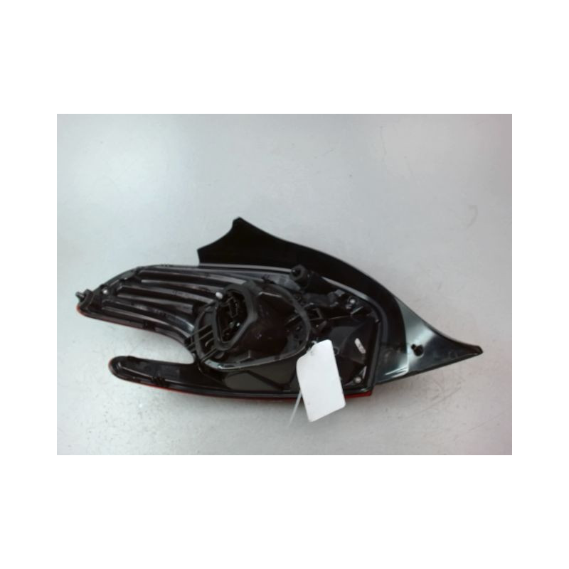 FEU ARRIERE DROIT PEUGEOT 208 Phase 1 2012-...
