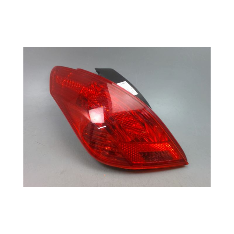 FEU ARRIERE GAUCHE  PEUGEOT 308 Phase 1 2007-2011