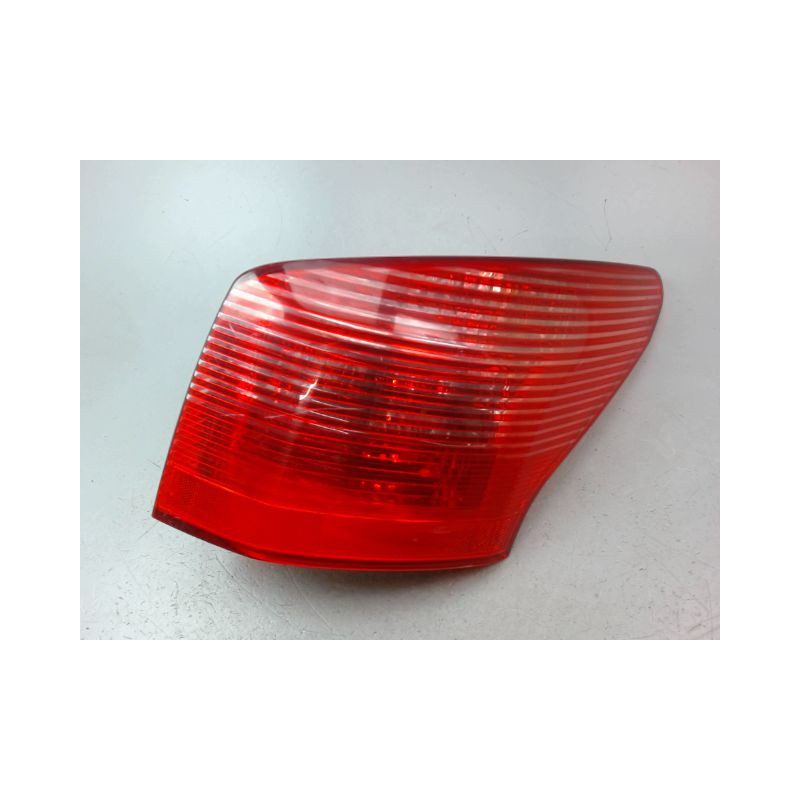 FEU ARRIERE DROIT PEUGEOT 407 SW Phase 2 2008-2011