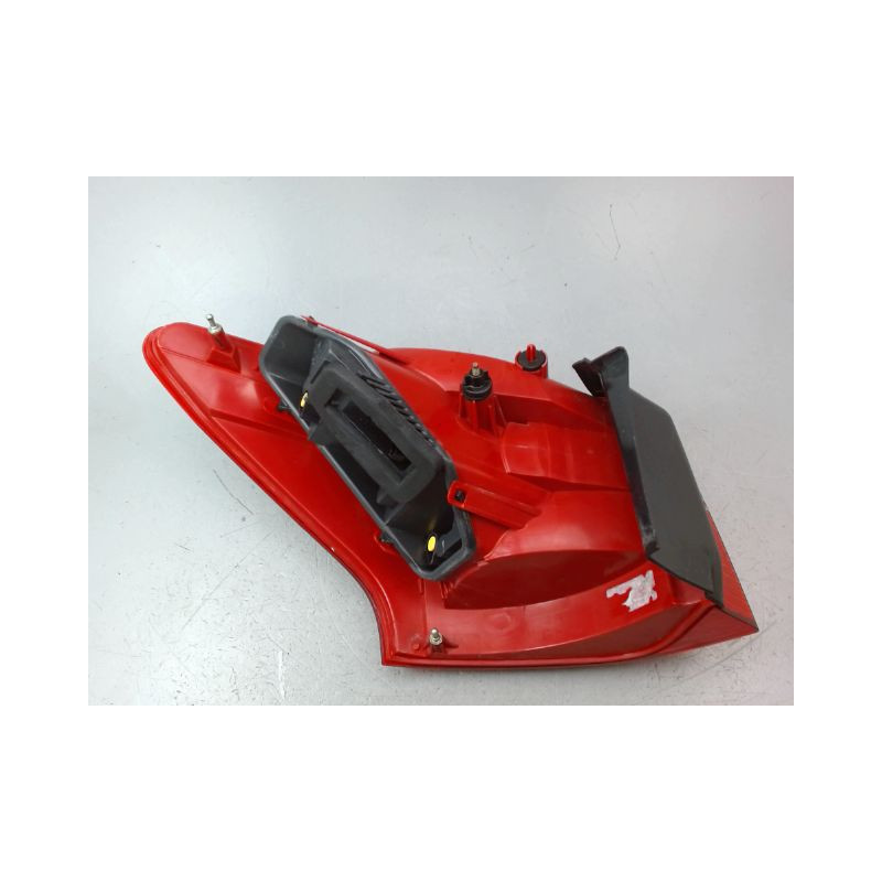 FEU ARRIERE DROIT PEUGEOT 407 SW Phase 2 2008-2011