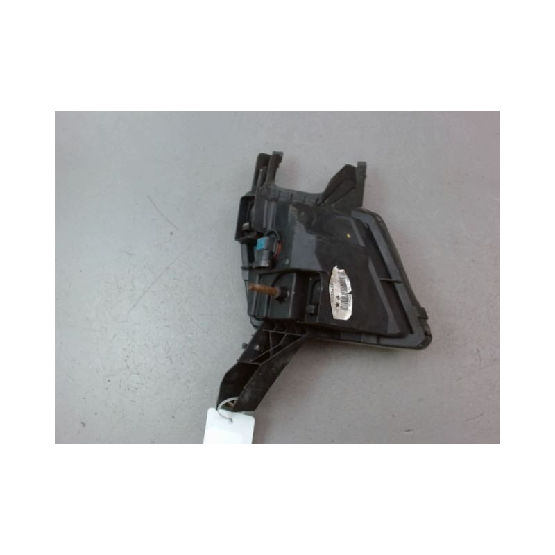 PHARE ANTIBROUILLARD AVANT GAUCHE PEUGEOT 407 BERL. Phase 2 2008-2011