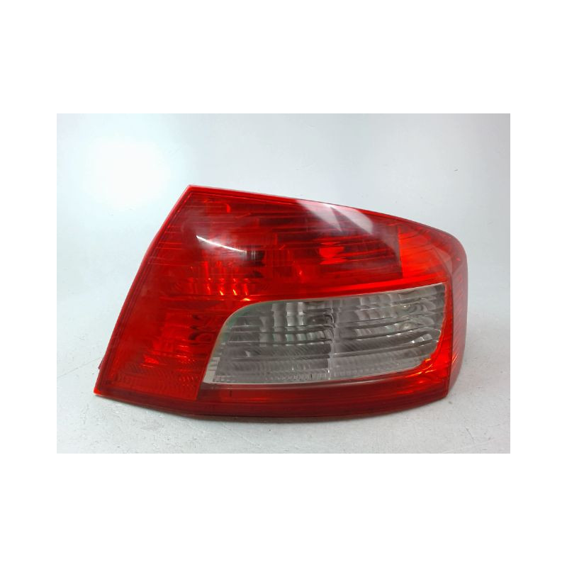 FEU ARRIERE DROIT PEUGEOT 407 BERL. Phase 2 2008-2011