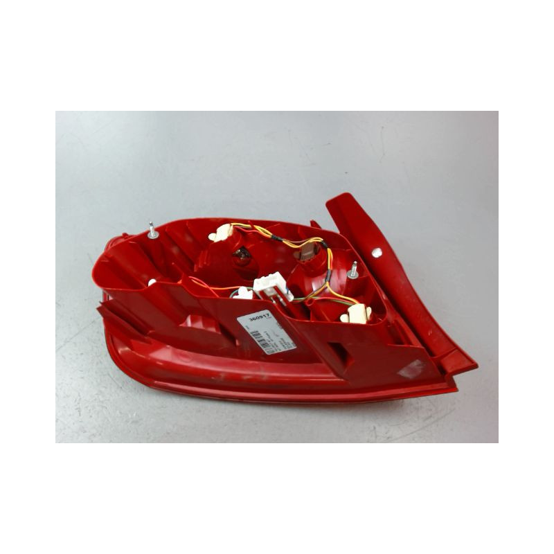 FEU ARRIERE DROIT PEUGEOT 407 BERL. Phase 2 2008-2011