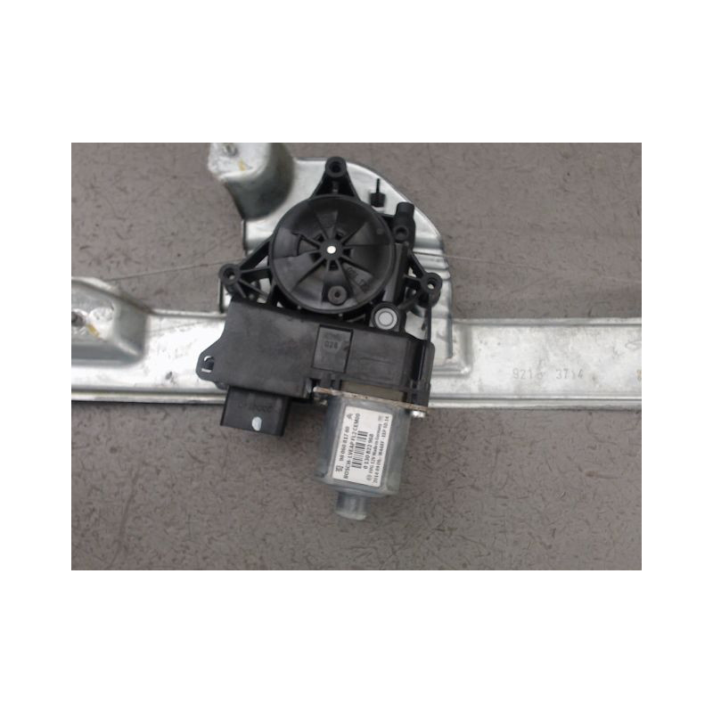 MECANISME LEVE-GLACE AVANT DROIT PEUGEOT 2008