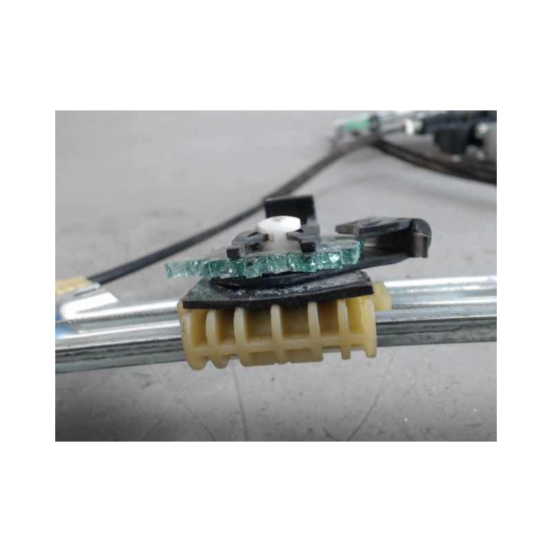 MECANISME LEVE-GLACE AVANT DROIT RENAULT MEGANE