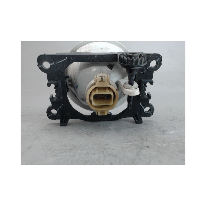 PHARE ANTIBROUILLARD AVANT GAUCHE PEUGEOT 208