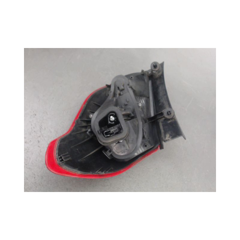 FEU ARRIERE GAUCHE  CITROEN C4