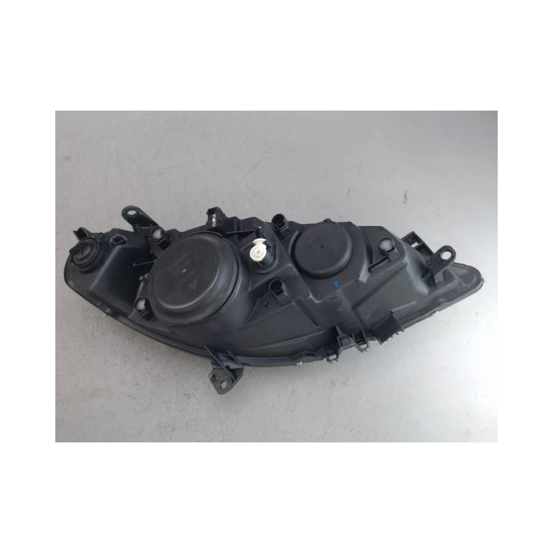 PHARE GAUCHE PEUGEOT 307