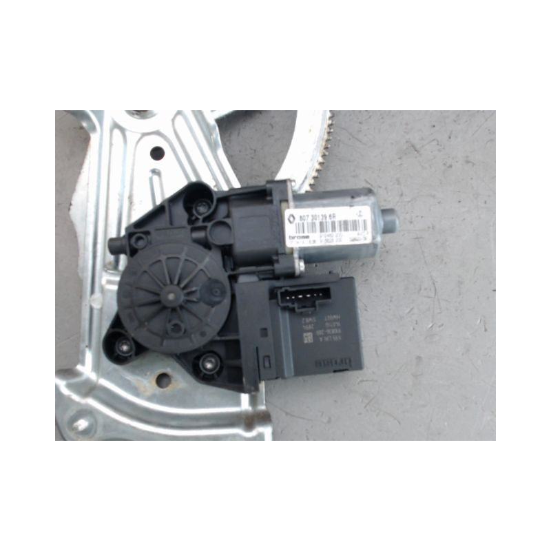 MECANISME LEVE-GLACE AVANT DROIT RENAULT MEGANE