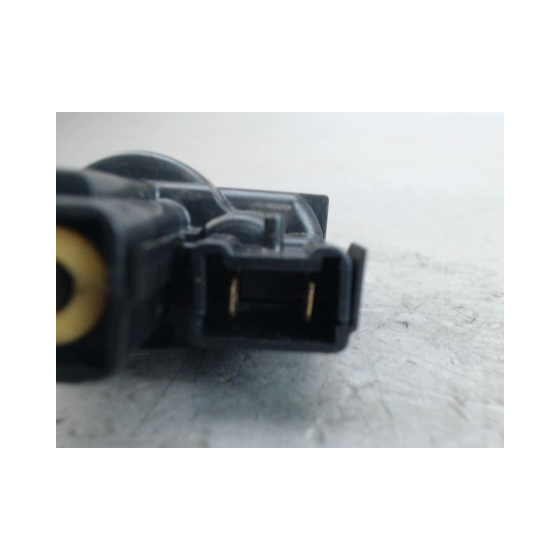 ACTIONNEUR TRAPPE CARBURANT RENAULT MEGANE