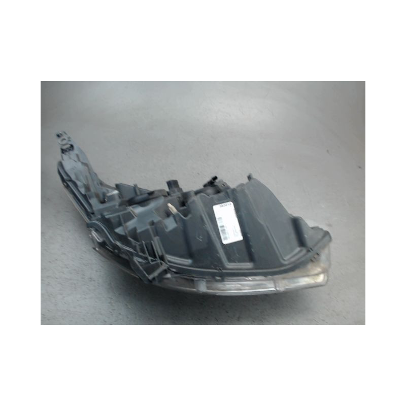 PHARE GAUCHE PEUGEOT 208
