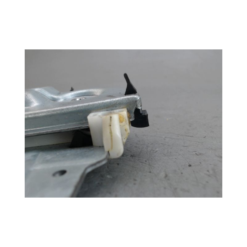 MECANISME LEVE-GLACE AVANT DROIT PEUGEOT 208