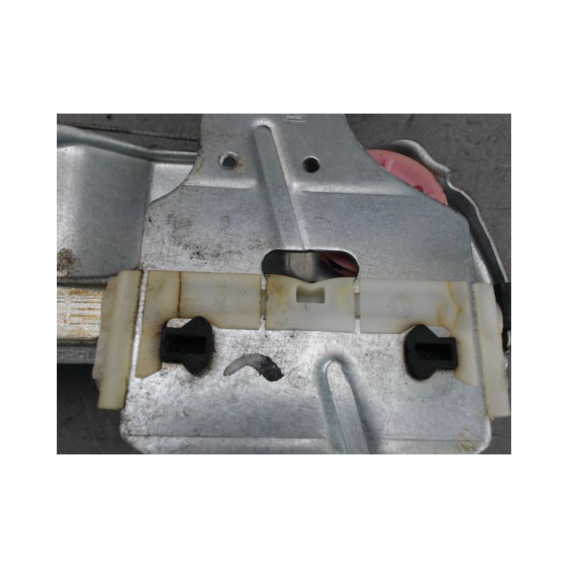 MECANISME LEVE-GLACE AVANT GAUCHE PEUGEOT 208
