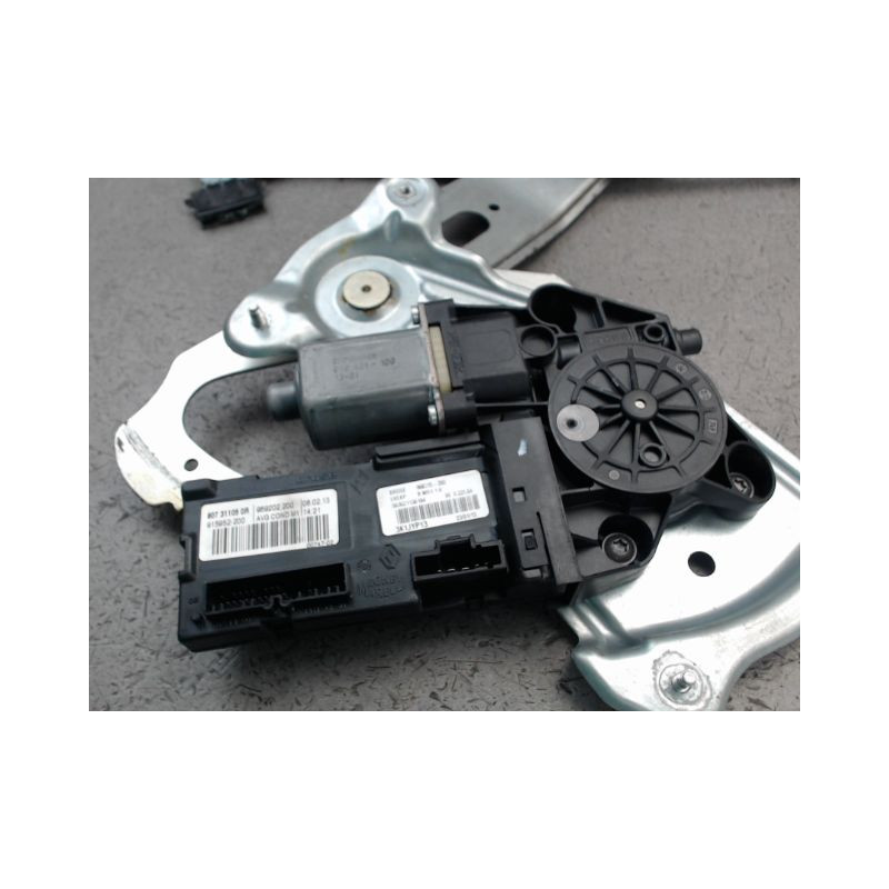 MECANISME LEVE-GLACE AVANT GAUCHE RENAULT MEGANE